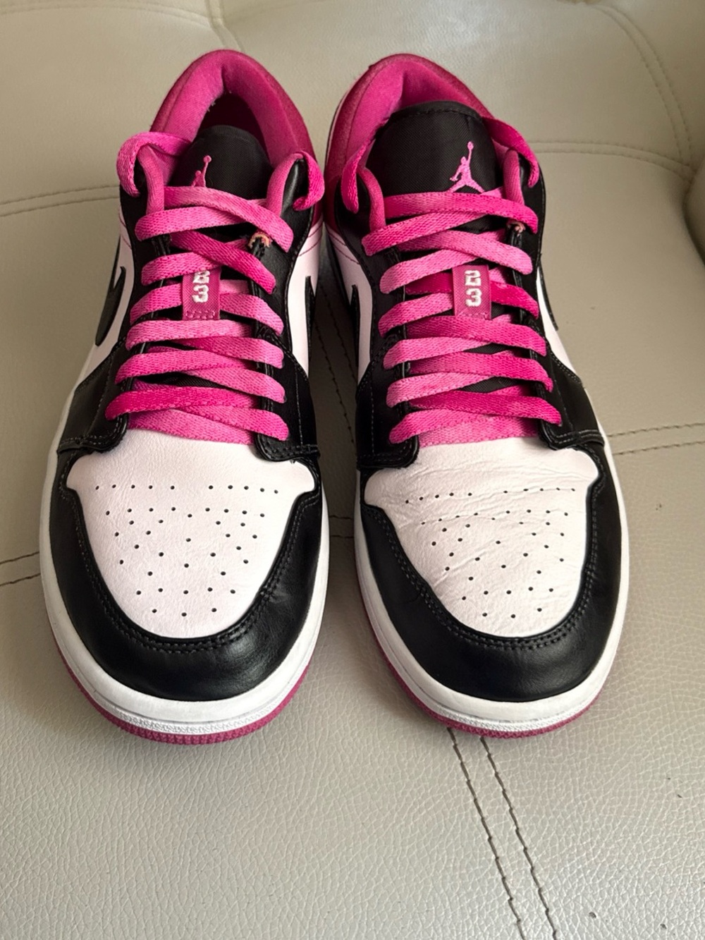 Size 10 - Air Jordan 1 Low Black Active Fuchsia Pink AJ I White